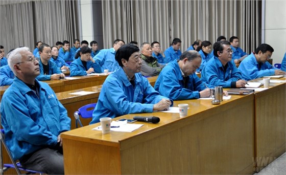 董事長陳根喜、總經(jīng)理陳學(xué)鋒等公司高層出席論壇